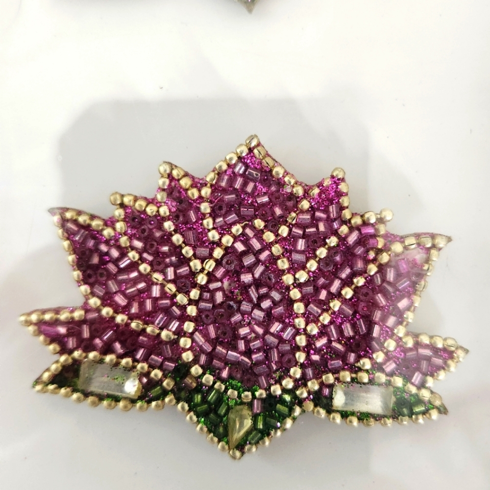 World Traveler Elegant Beaded Lotus Napkin Rings- Purple and Green Set of 4 New